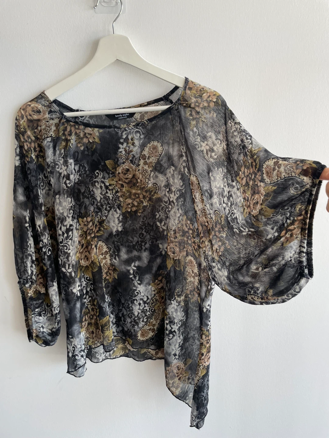 Laura Ashley Floral Sheer Blouse, size L - photo 4