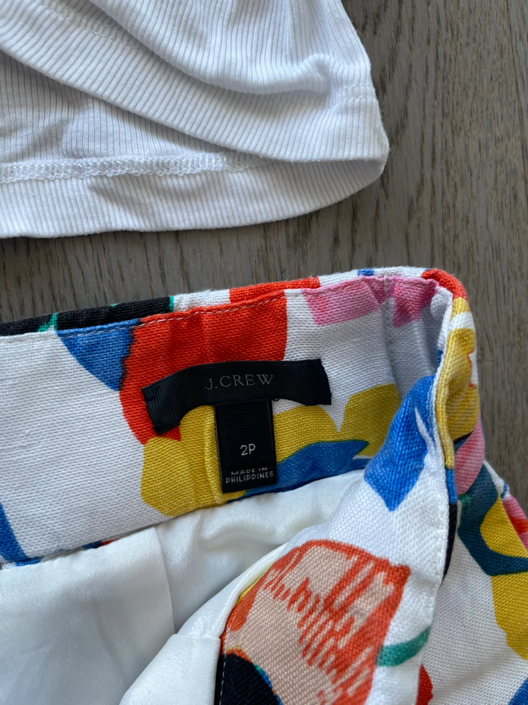 White Ruched Top and Floral Print Skirt - Size S - photo 5