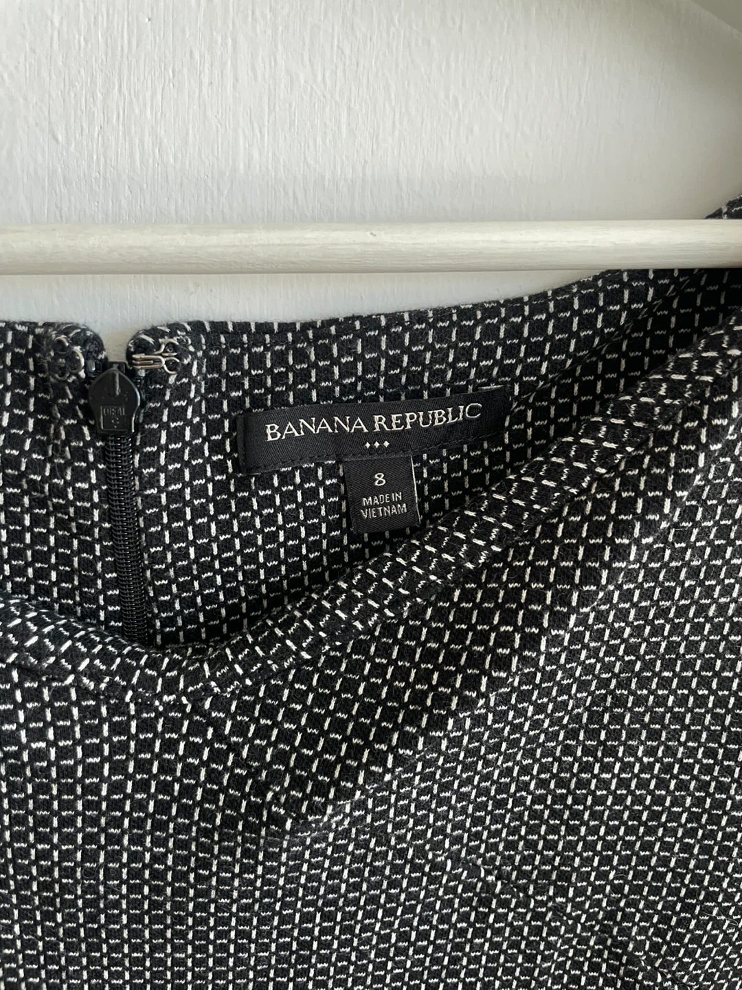 Banana Republic Black & White Geometric Print Dress Size 8 - photo 2