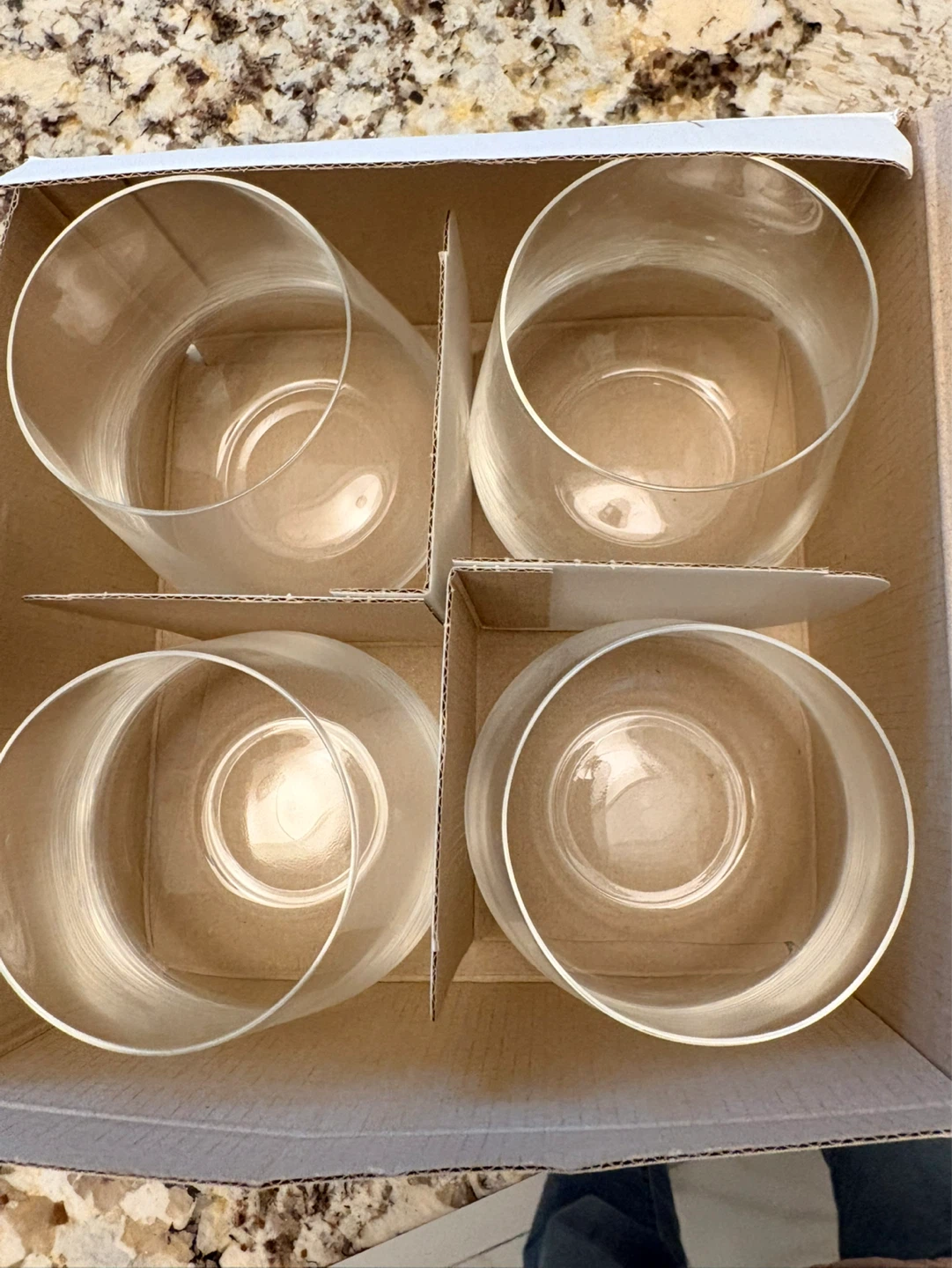 Trudeau Gala Wine Glasses - Set of 4 - photo 2