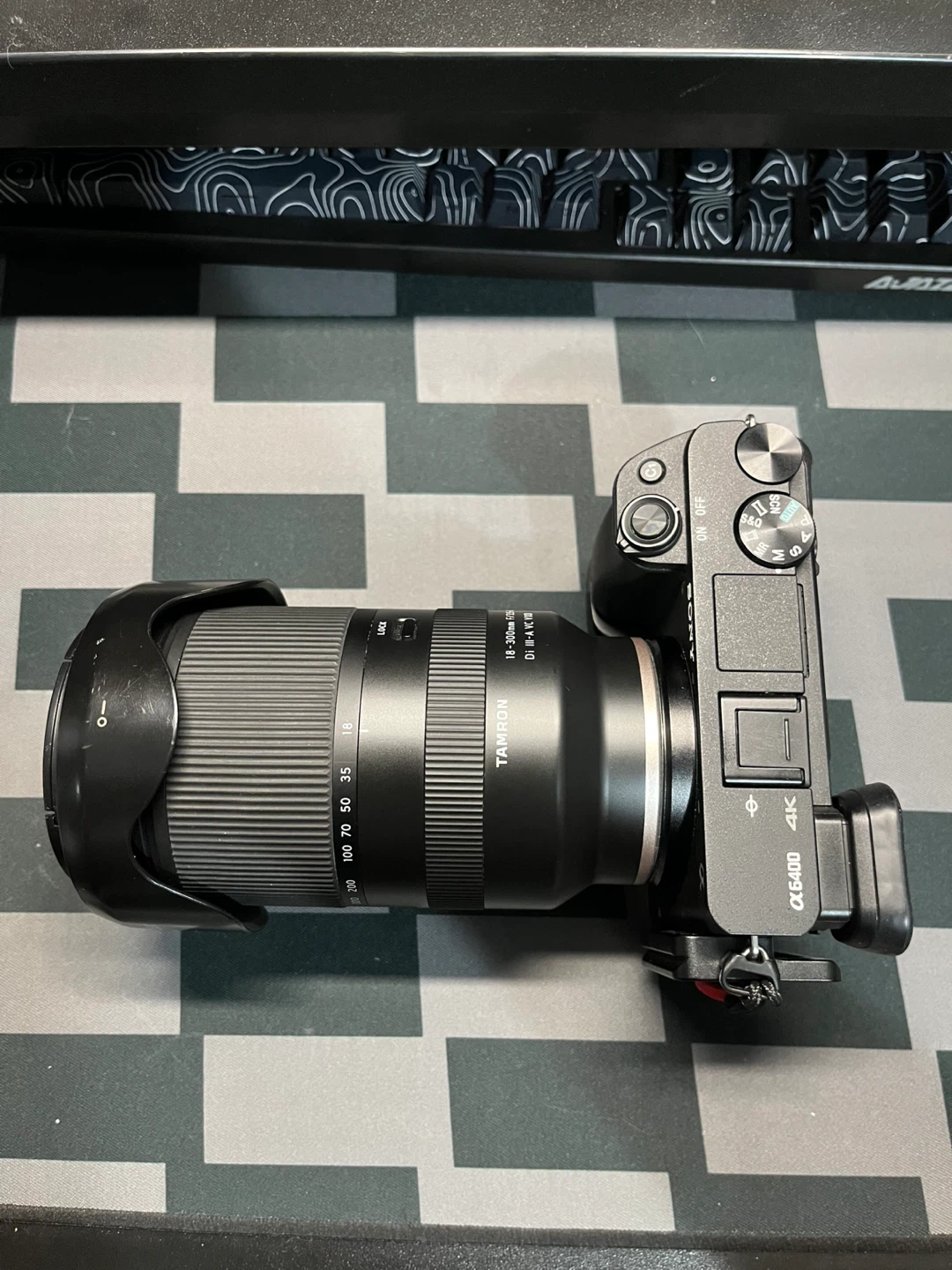 Sony a6400 with tamron 18-300mm low shutter count - photo 5