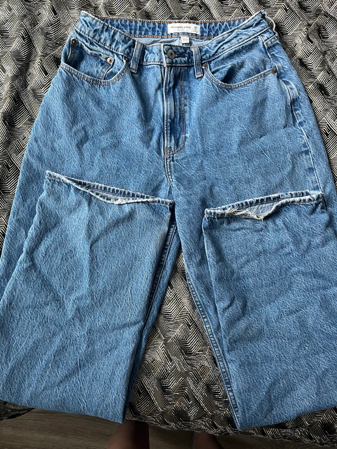 Abercrombie & Fitch Curve Love High Rise Jeans - photo 3