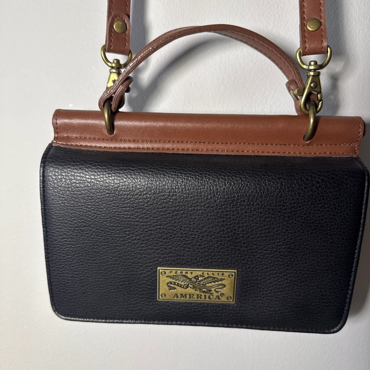 Vintage Perry Ellis Crossbody Bag strap adjustable - photo 2