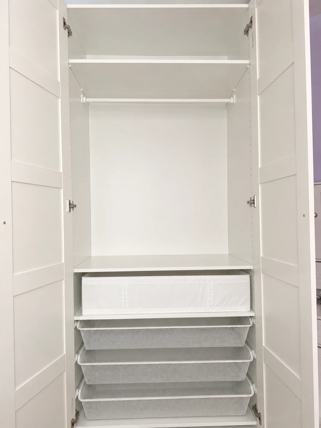 White Double Door Wardrobe with Drawers