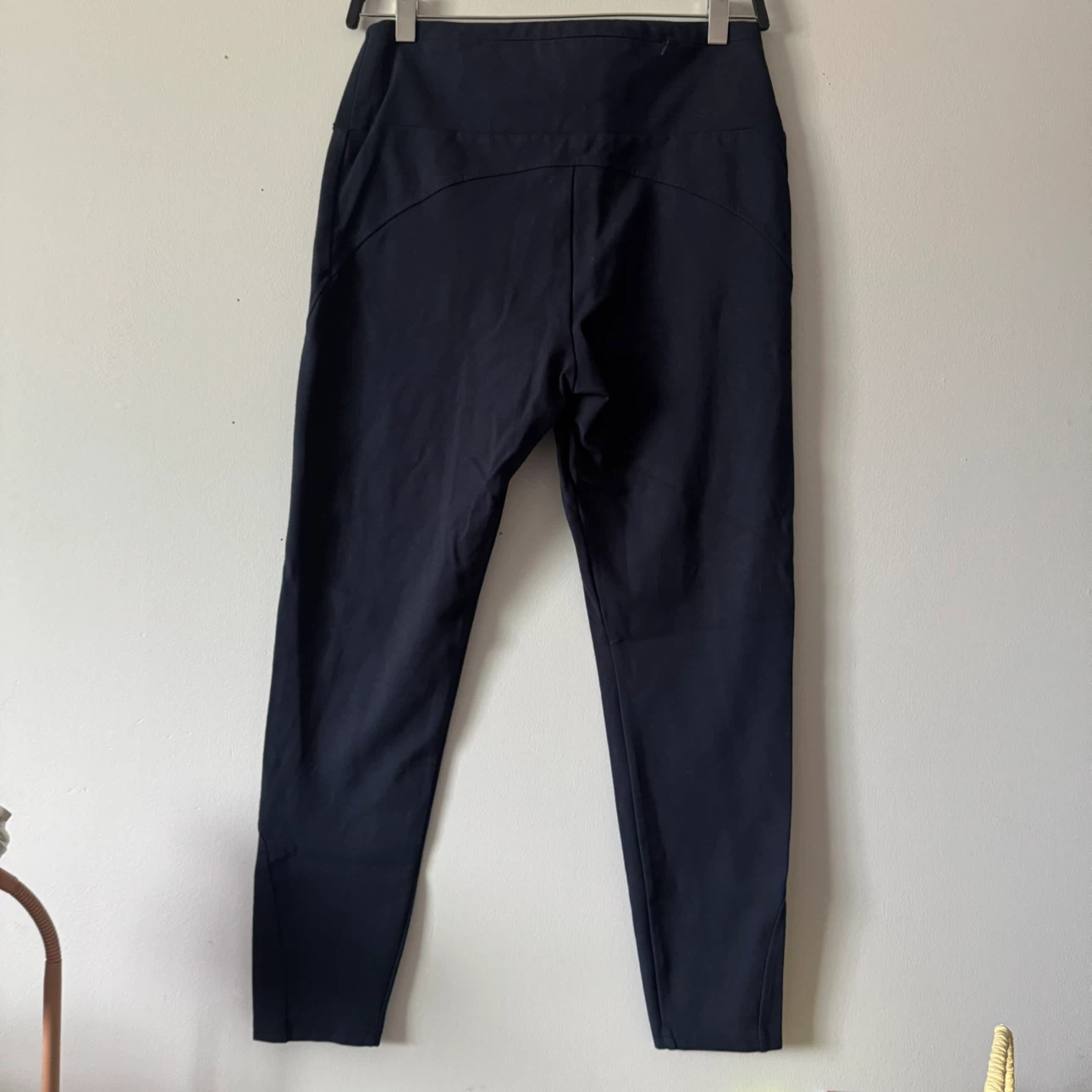 EUC Banana Republic Women's Black Pants Size M - photo 2