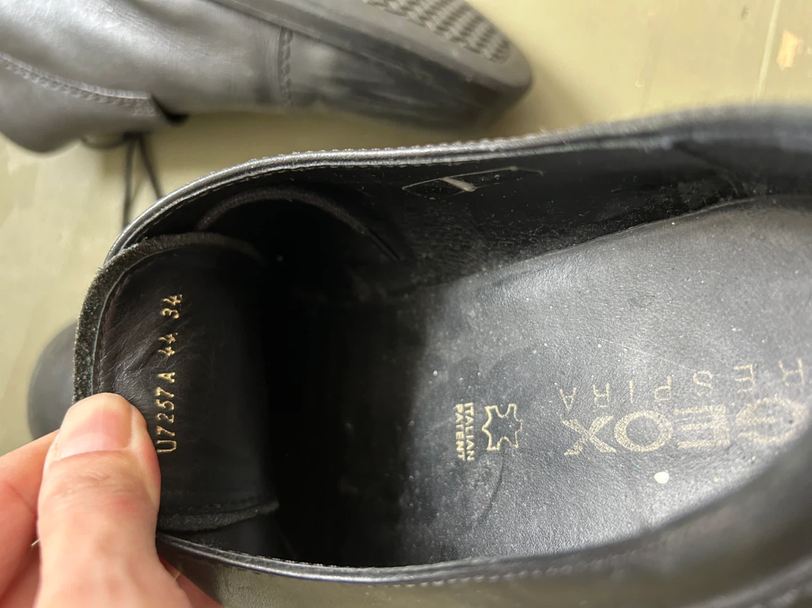 Geox Black Leather Dress Shoes - Size 34 - photo 3