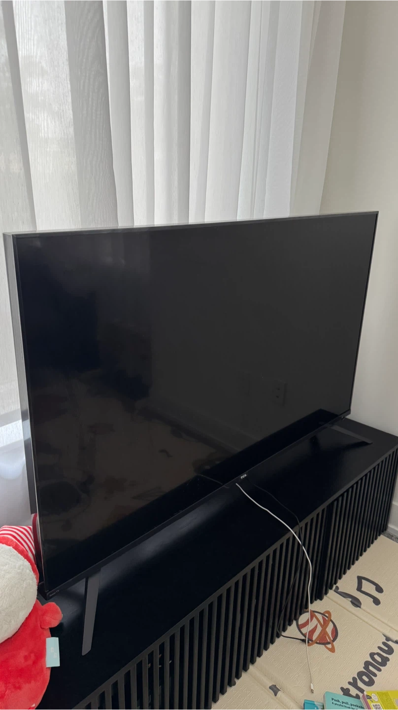 TCL 55” 4K Roku Smart TV with Remote - photo 3