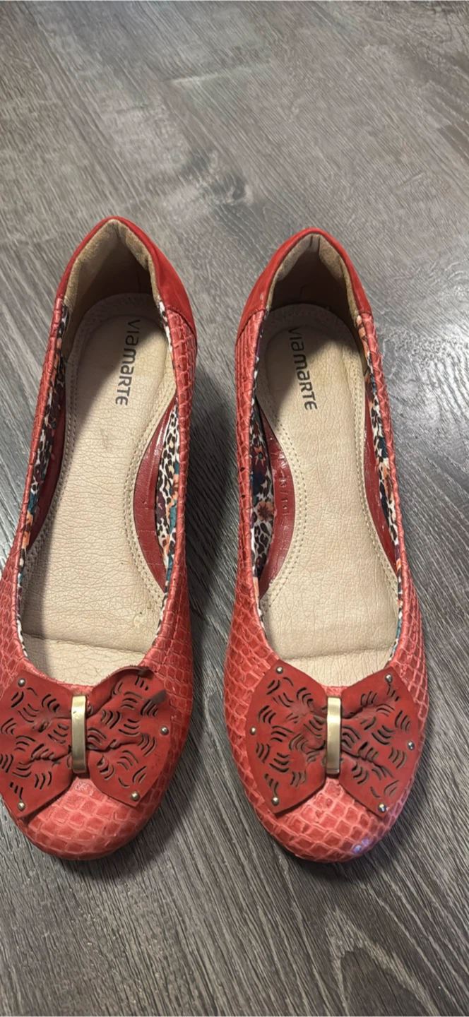 Viamarte Red Ballet Flats - Size 10 - photo 2