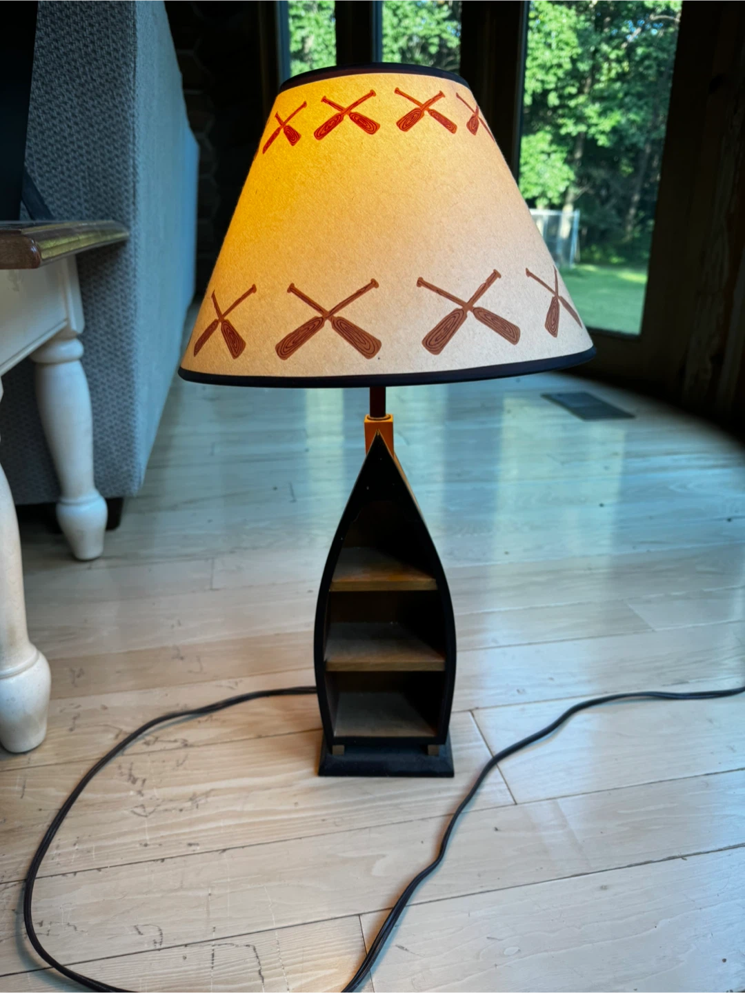 Wooden Canoe Shelf Table Lamp