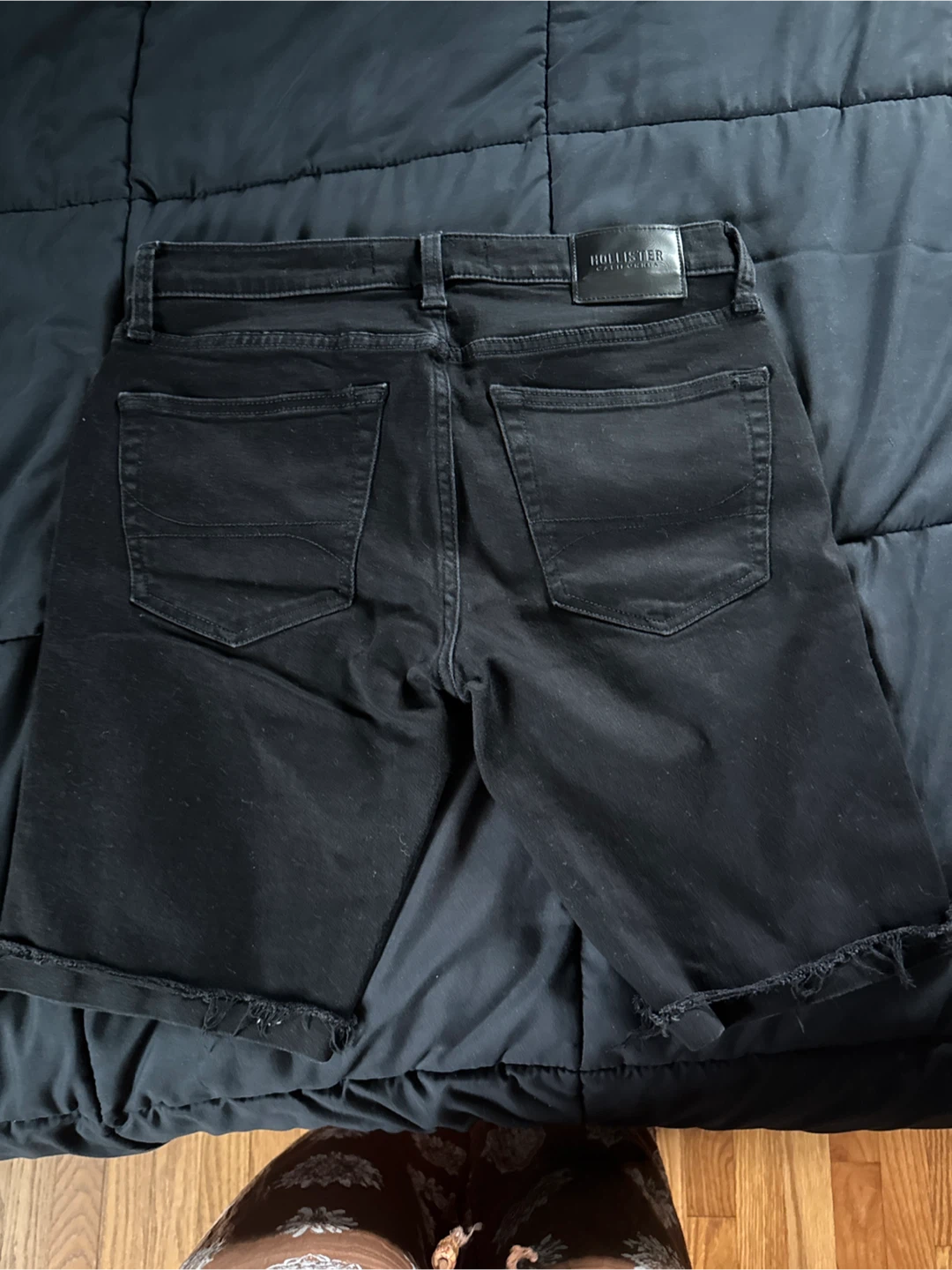 Hollister Black Skinny Denim Shorts men’s - photo 3