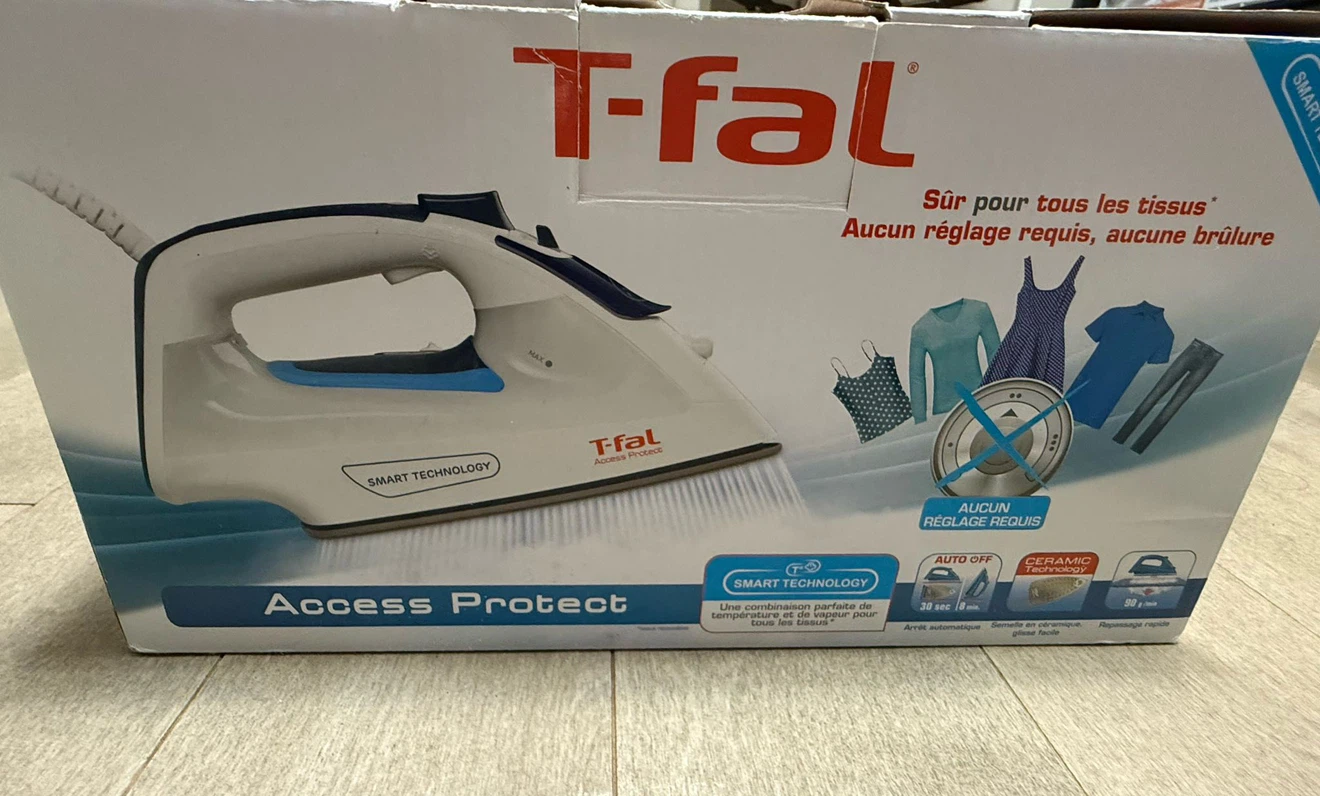 T-fal Access Protect Steam Iron FV1610 - photo 2