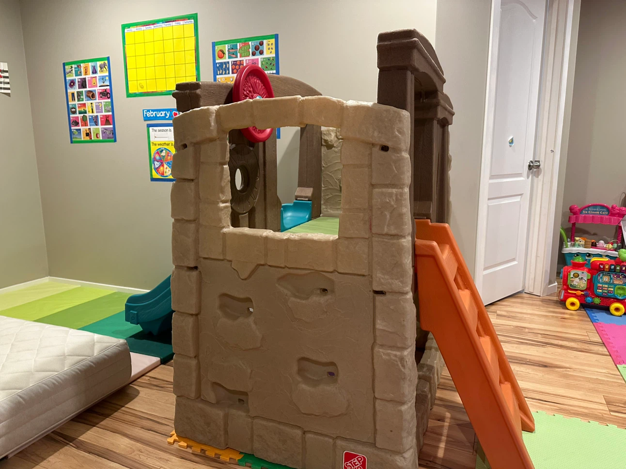 Step2 Explorer's Treehouse - photo 2