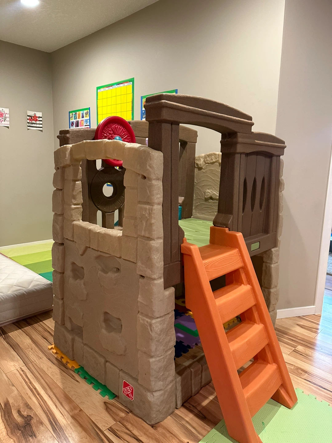 Step2 Explorer's Treehouse - photo 3