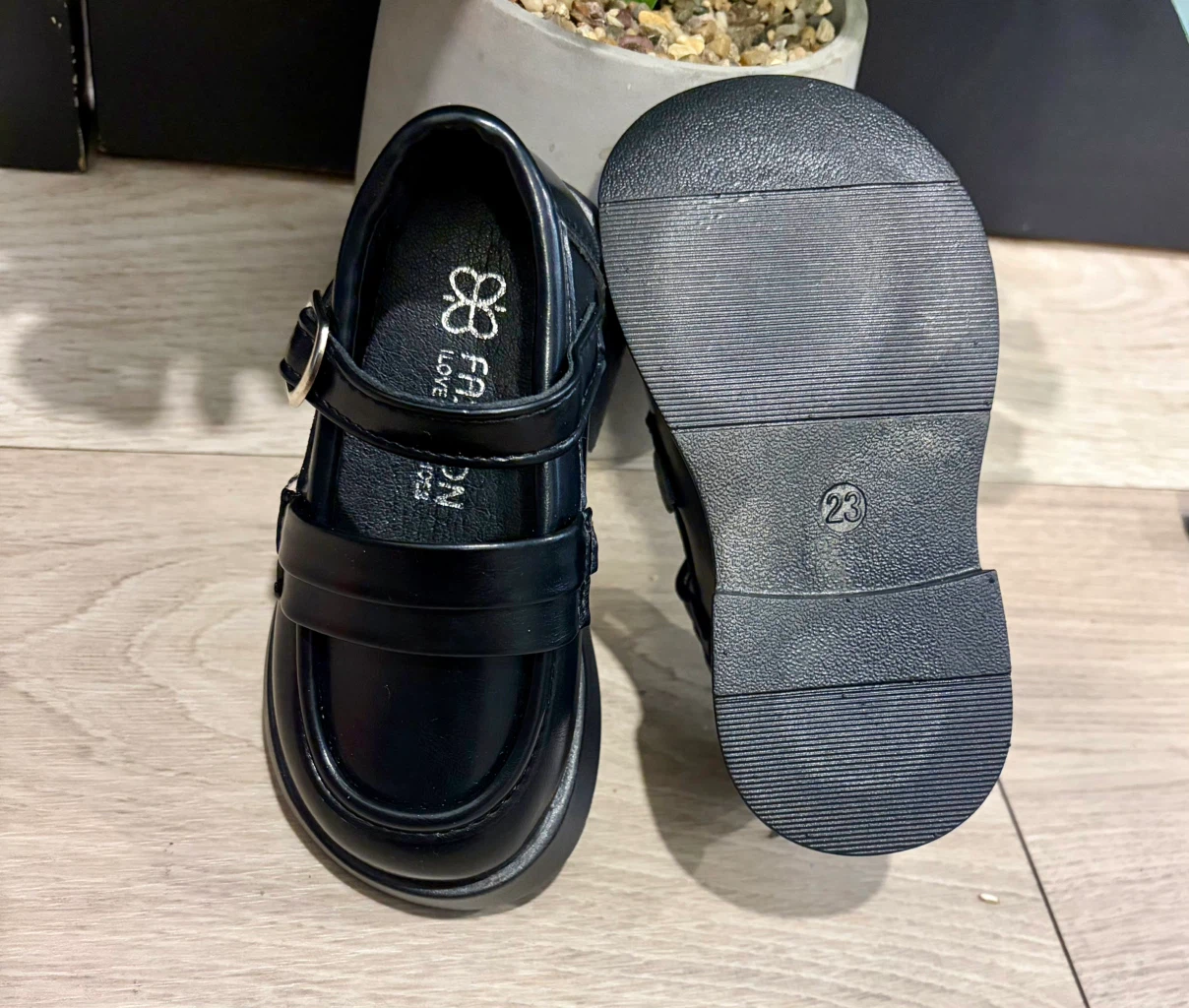 Fashion black loafers size 23 - photo 2