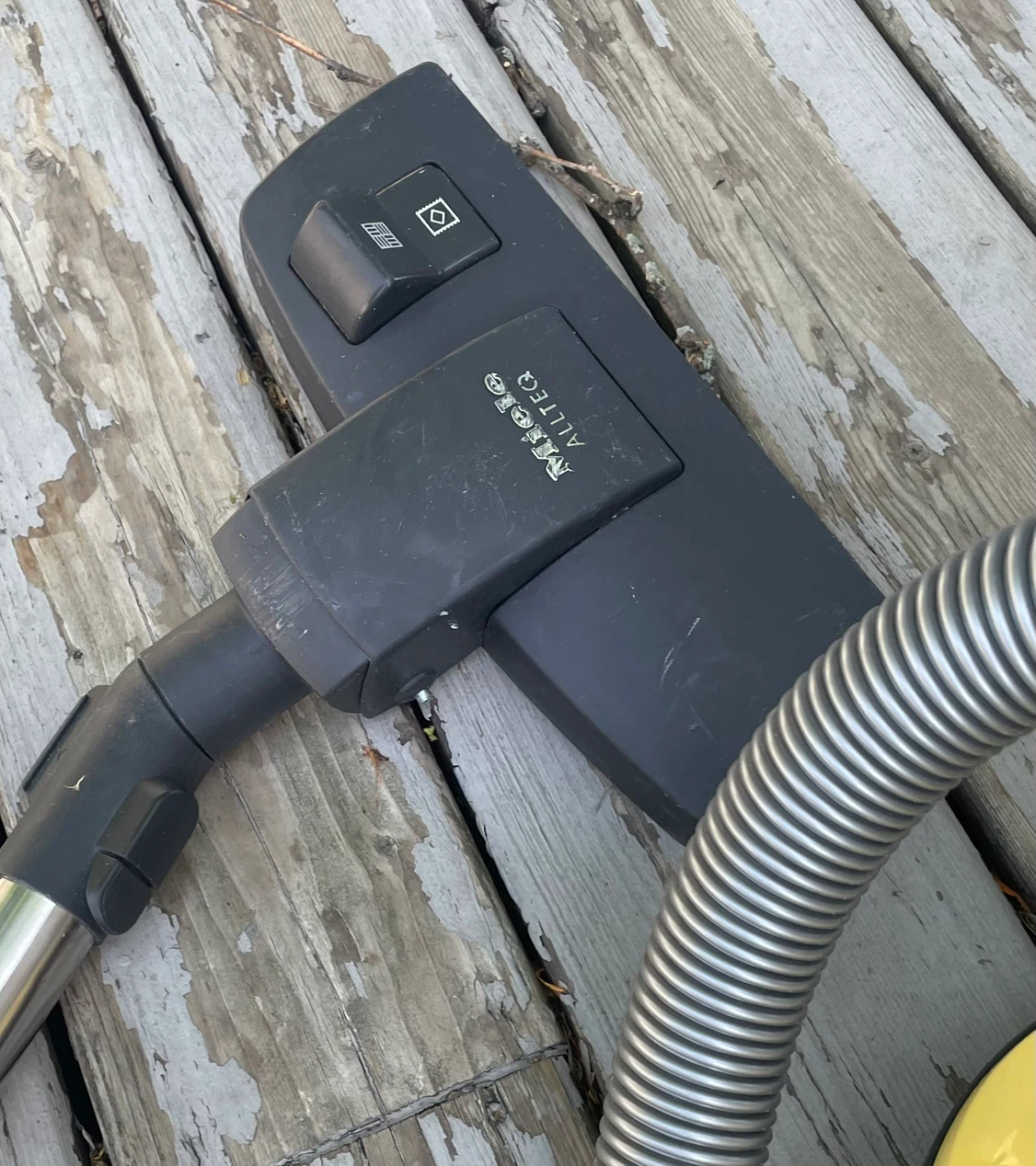 Miele Compact C1 Celebration PowerLine Vacuum Cleaner - photo 4