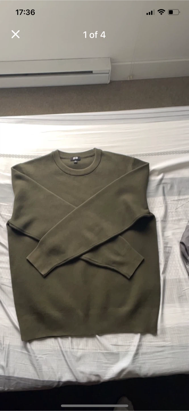 UNIQLO Green Crewneck Sweater - photo 2