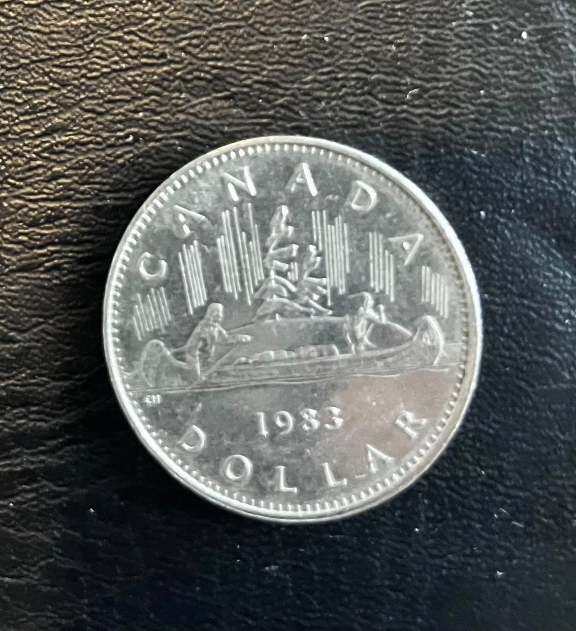 Vintage voyage 1983 Canadian Dollar Coin
