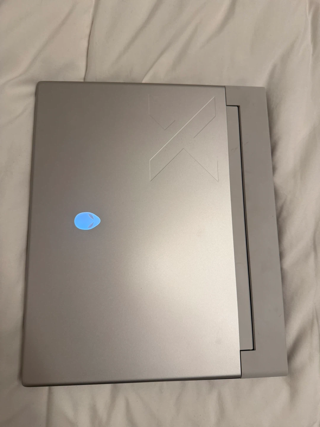 Alienware X14 R2 | RTX 4050 | i7-13620H | 16GB RAM | 1TB SSD - photo 2