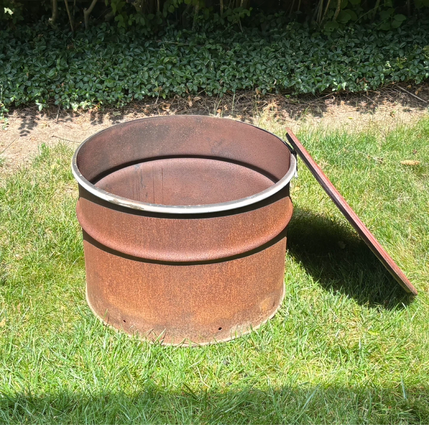 Fire Pit , fire barrel with lid