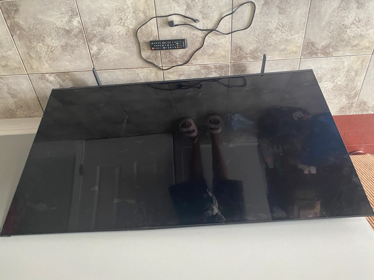 Samsung 55" 4K UHD Smart TV