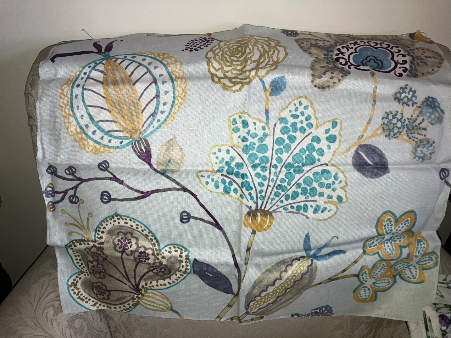 Floral Print Upholstery Fabric Remnant-69 x 62 cm