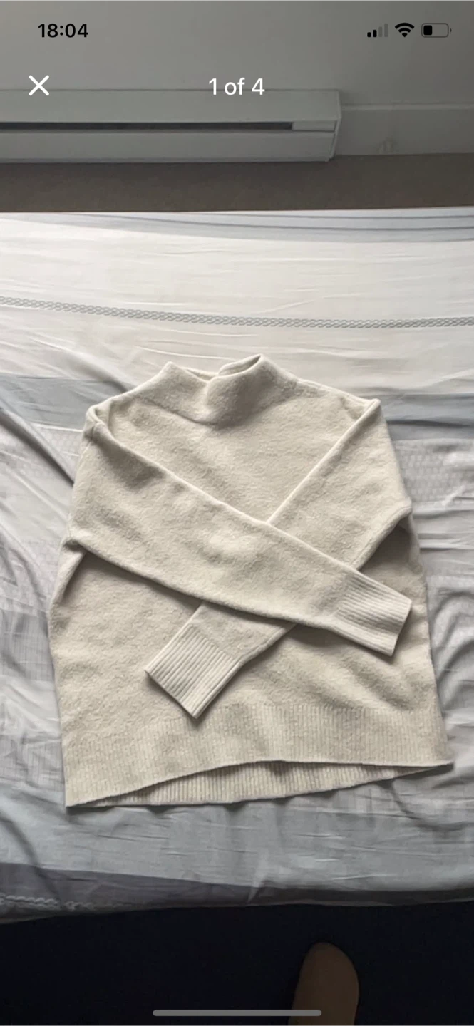 Uniqlo Mock Neck Sweater