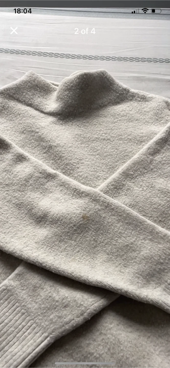 Uniqlo Mock Neck Sweater - photo 2