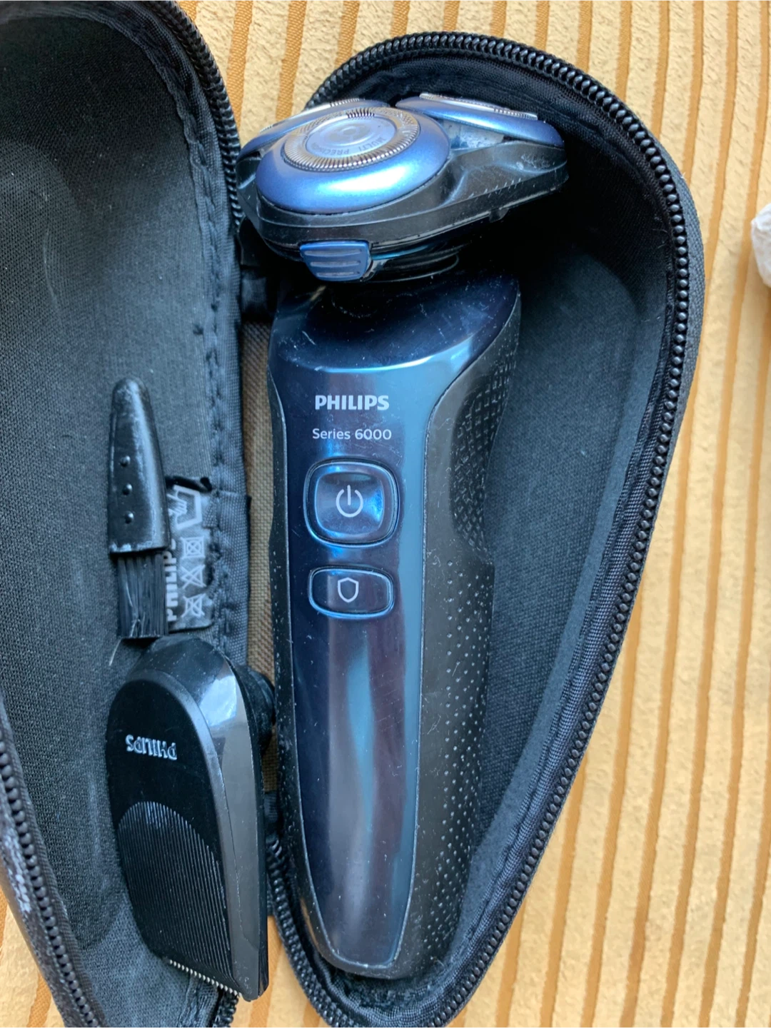 Philips Shaver Series 6000 - photo 3