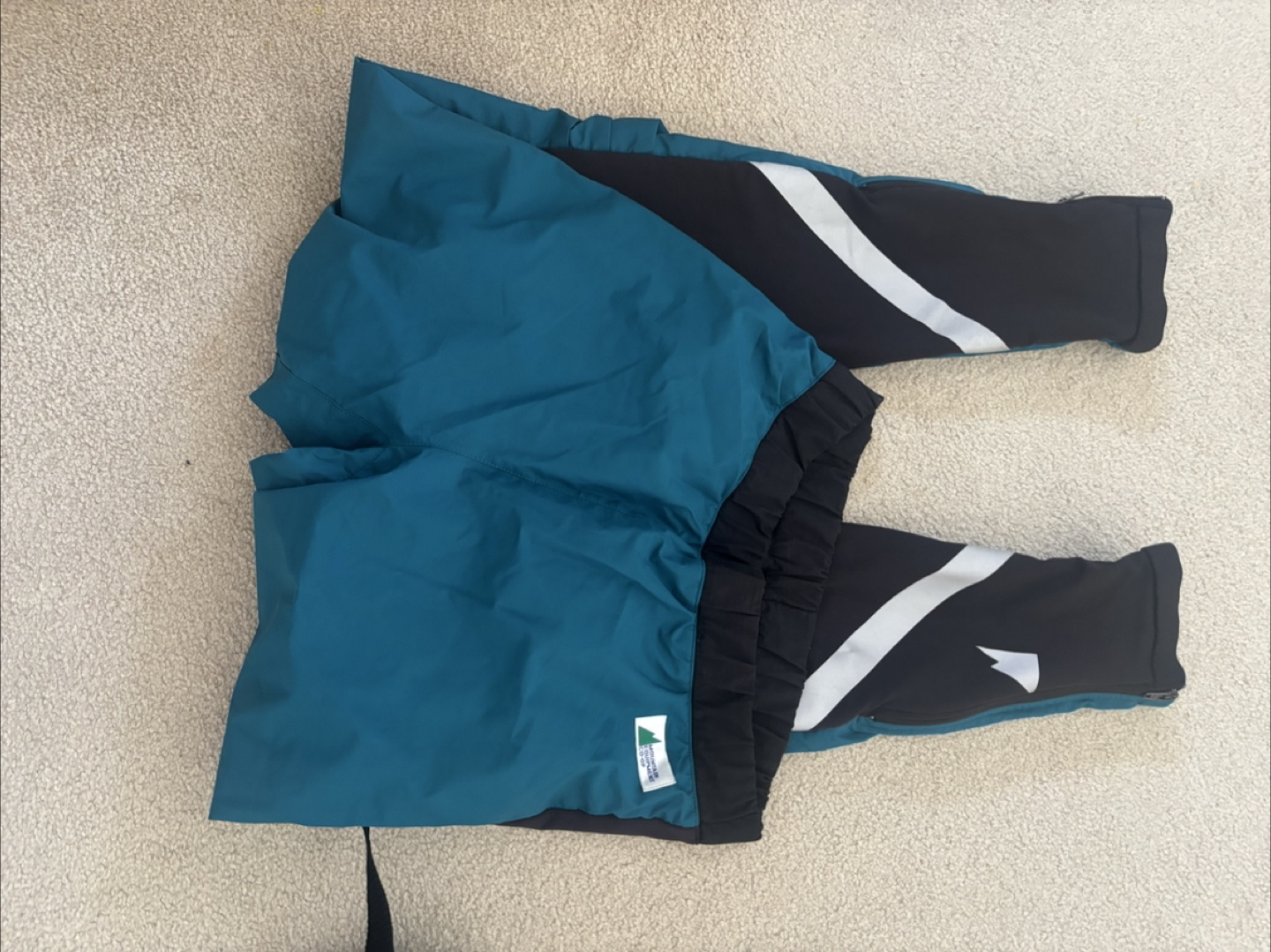 MEC cycling pants