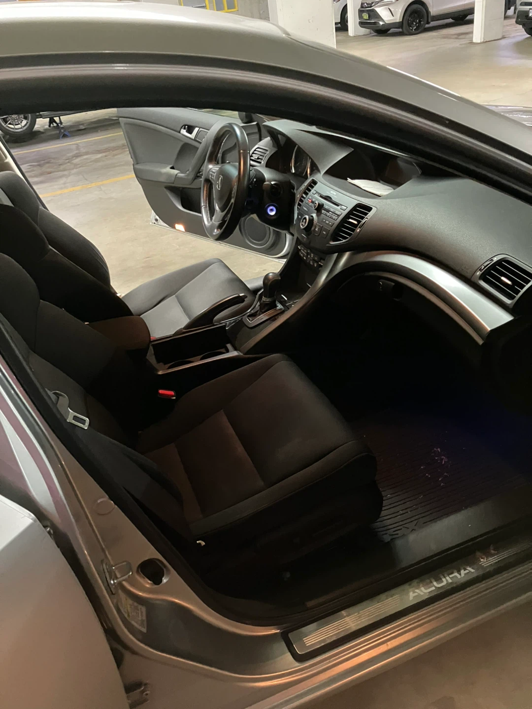 2012 Acura TSX ***ultra low mileage*** - photo 4