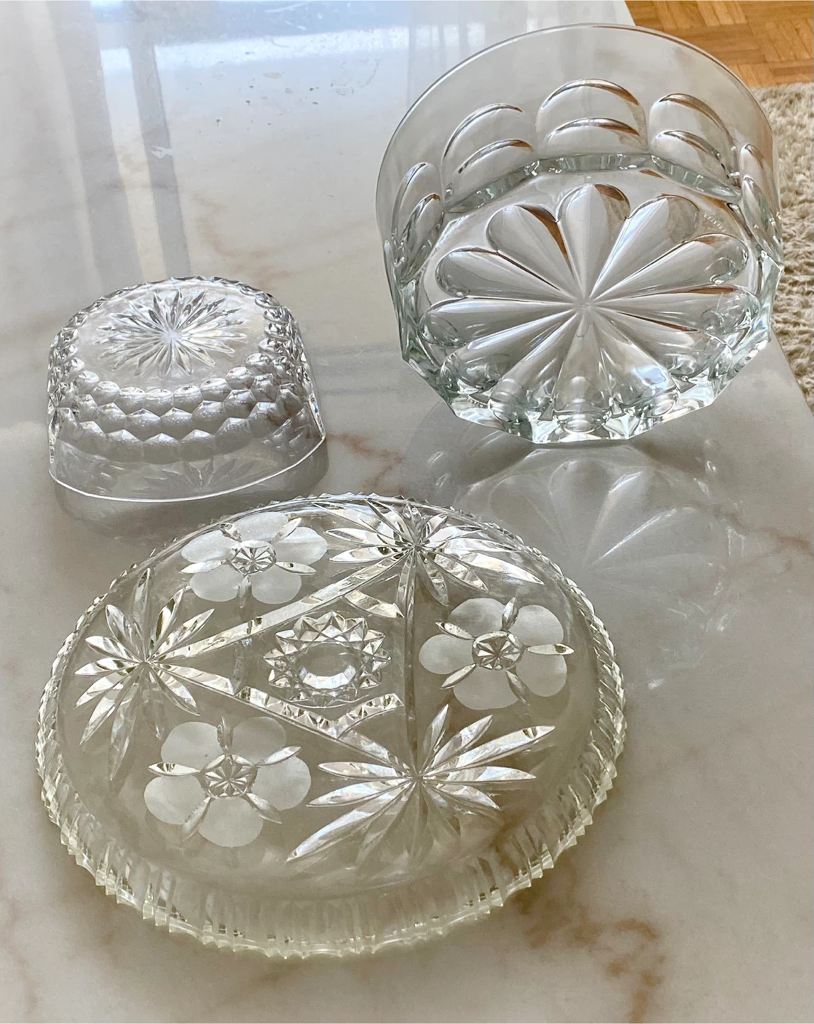 Set of 3 Vintage Glass Bowls - photo 2
