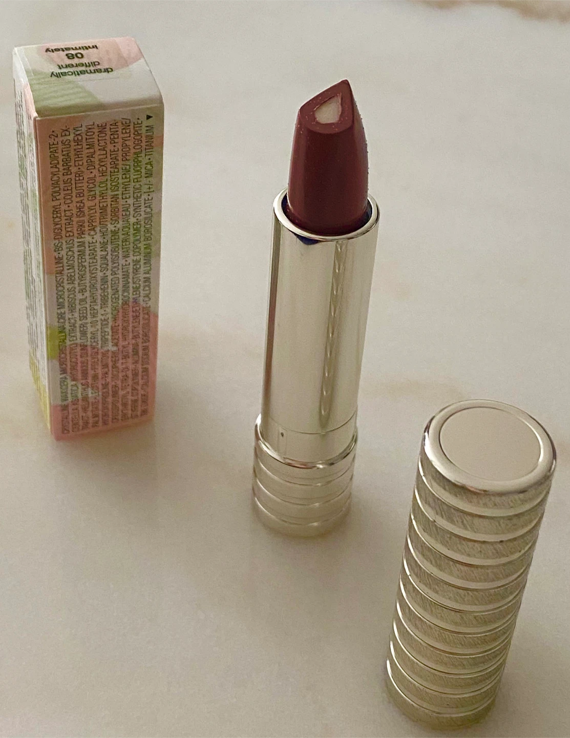 Clinique Dramatically Different Lipstick 08 Intimately