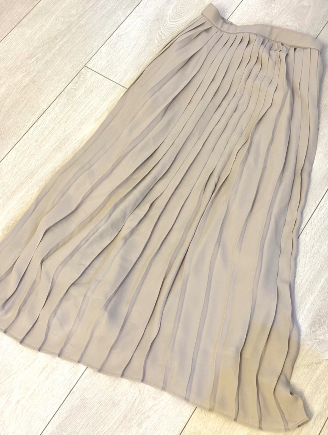 UNIQLO Pleated Maxi Skirt Beige XS/TP