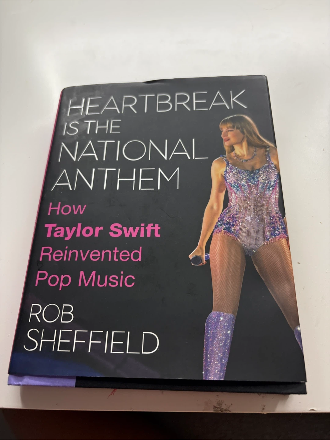 Heartbreak is a national anthem a Taylor Swift book