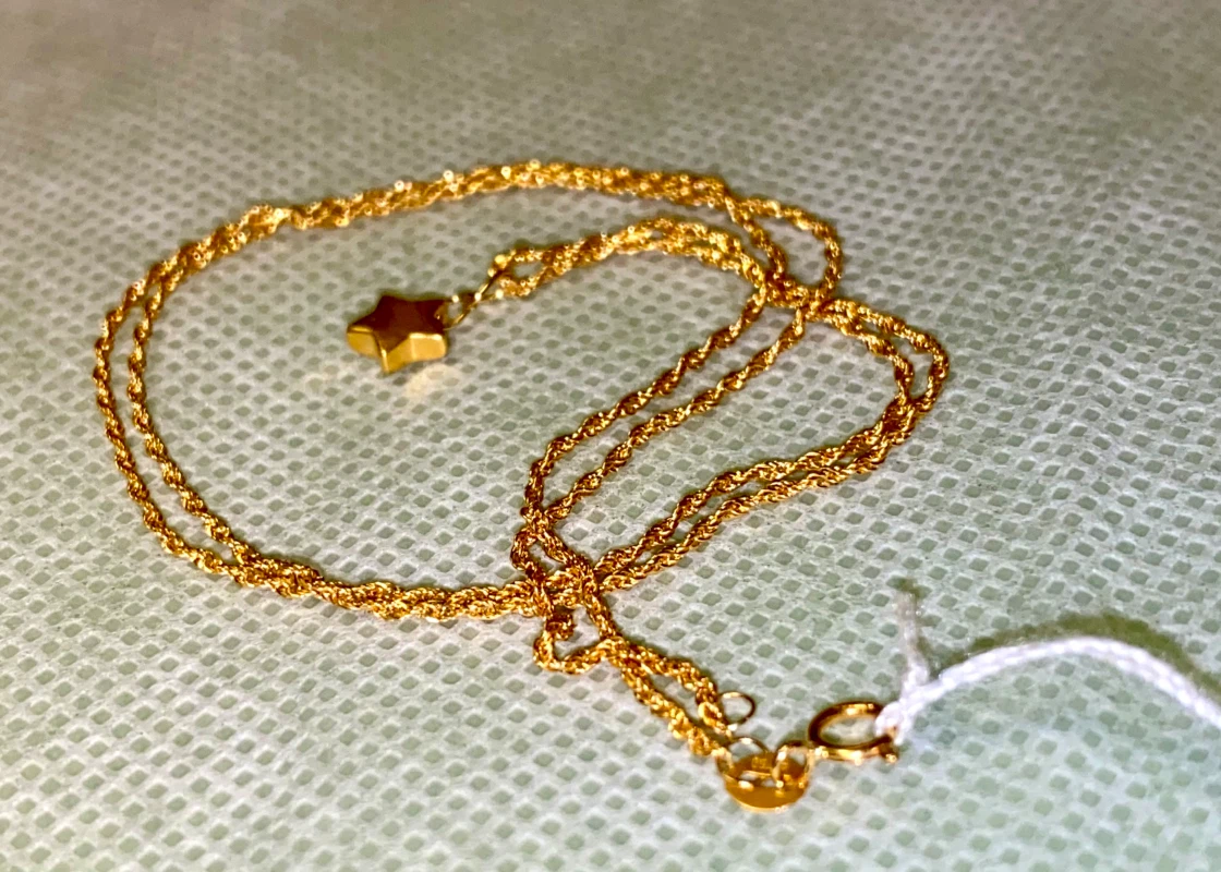 18K/24K Gold Star Necklace - photo 4