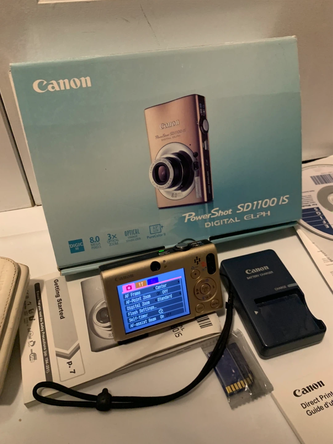 Canon PowerShot SD1100 IS Digital ELPH Camera - Gold