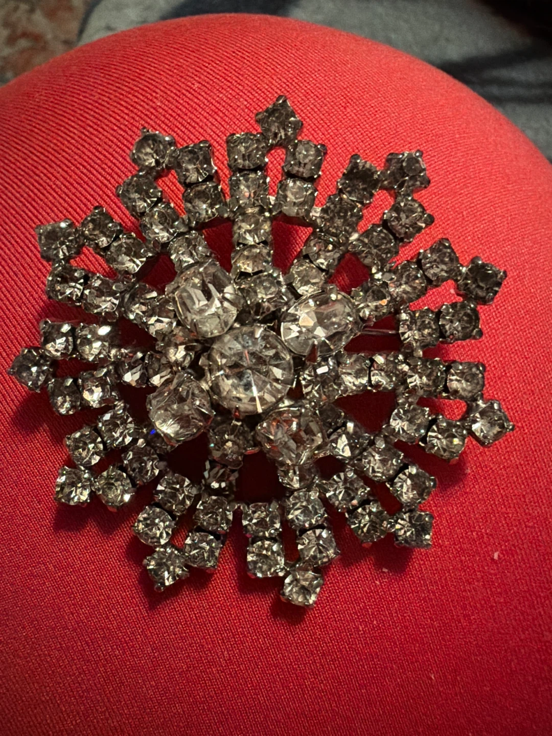 Sparkling Snowflake Brooch - photo 2
