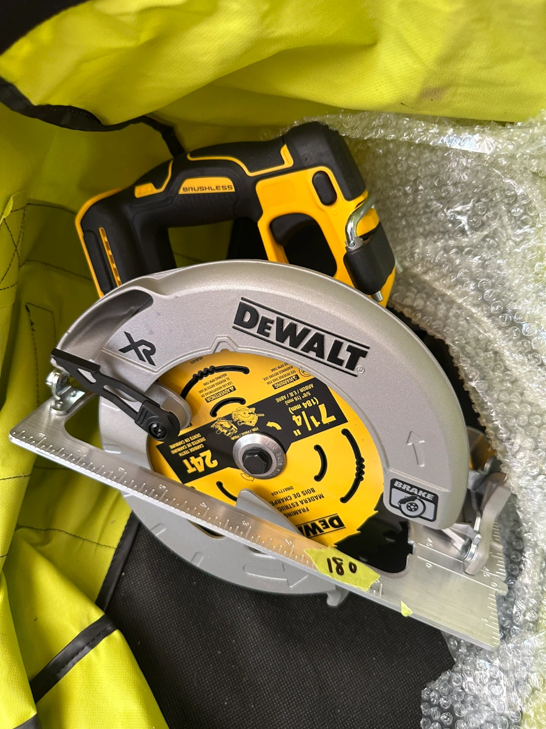 DEWALT DCS570 7 1/4" Cordless Circular Saw