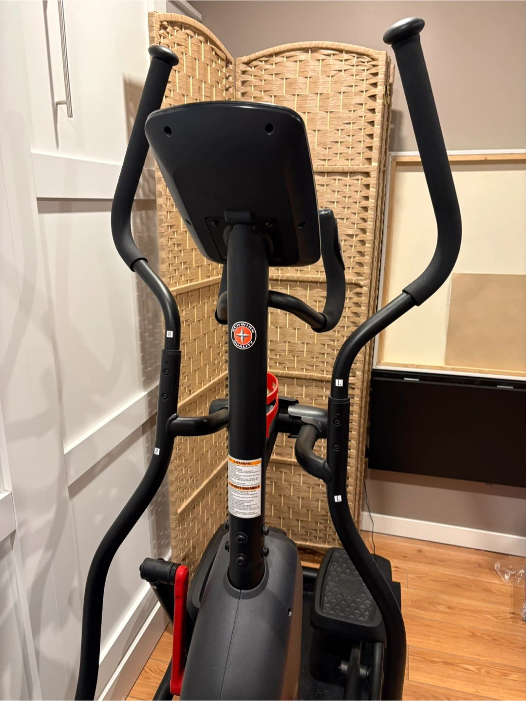 Schwinn 411 Elliptical  (like new) - photo 3