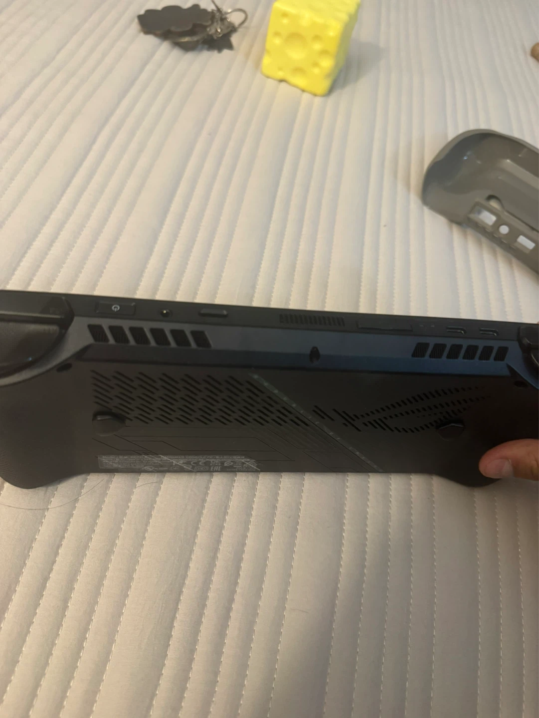 ASUS ROG Ally X 1TB 120Hz - photo 4