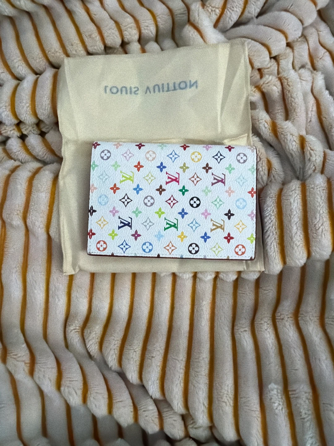 Louis Vuitton Monogram Card Holder Pink - photo 2