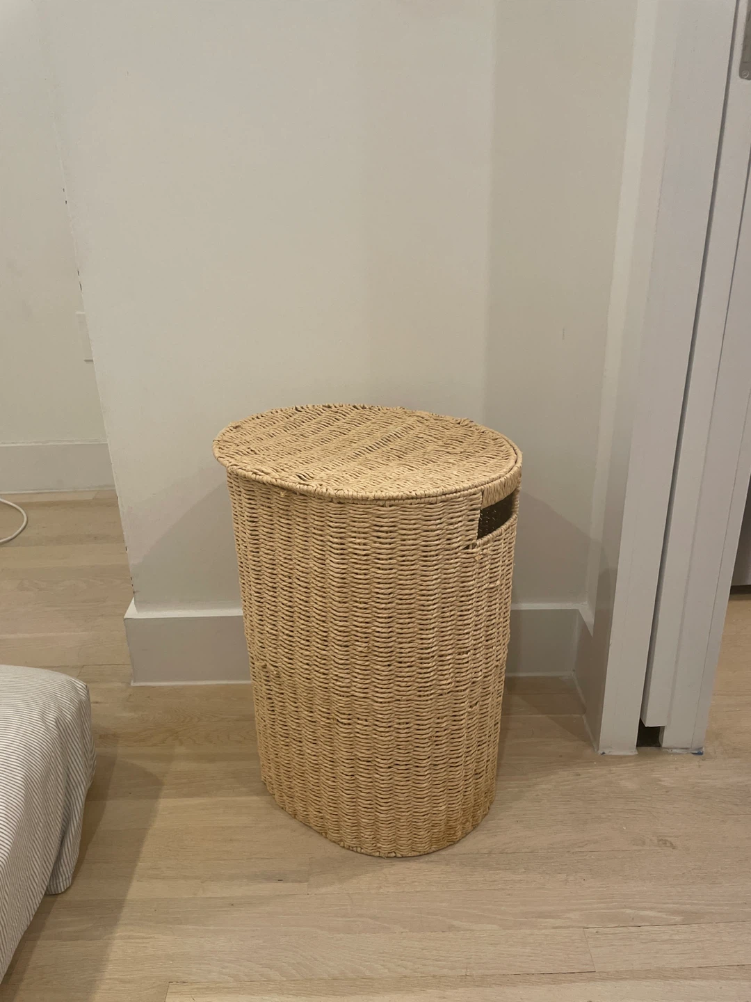 Woven Laundry Hamper with Lid - photo 2