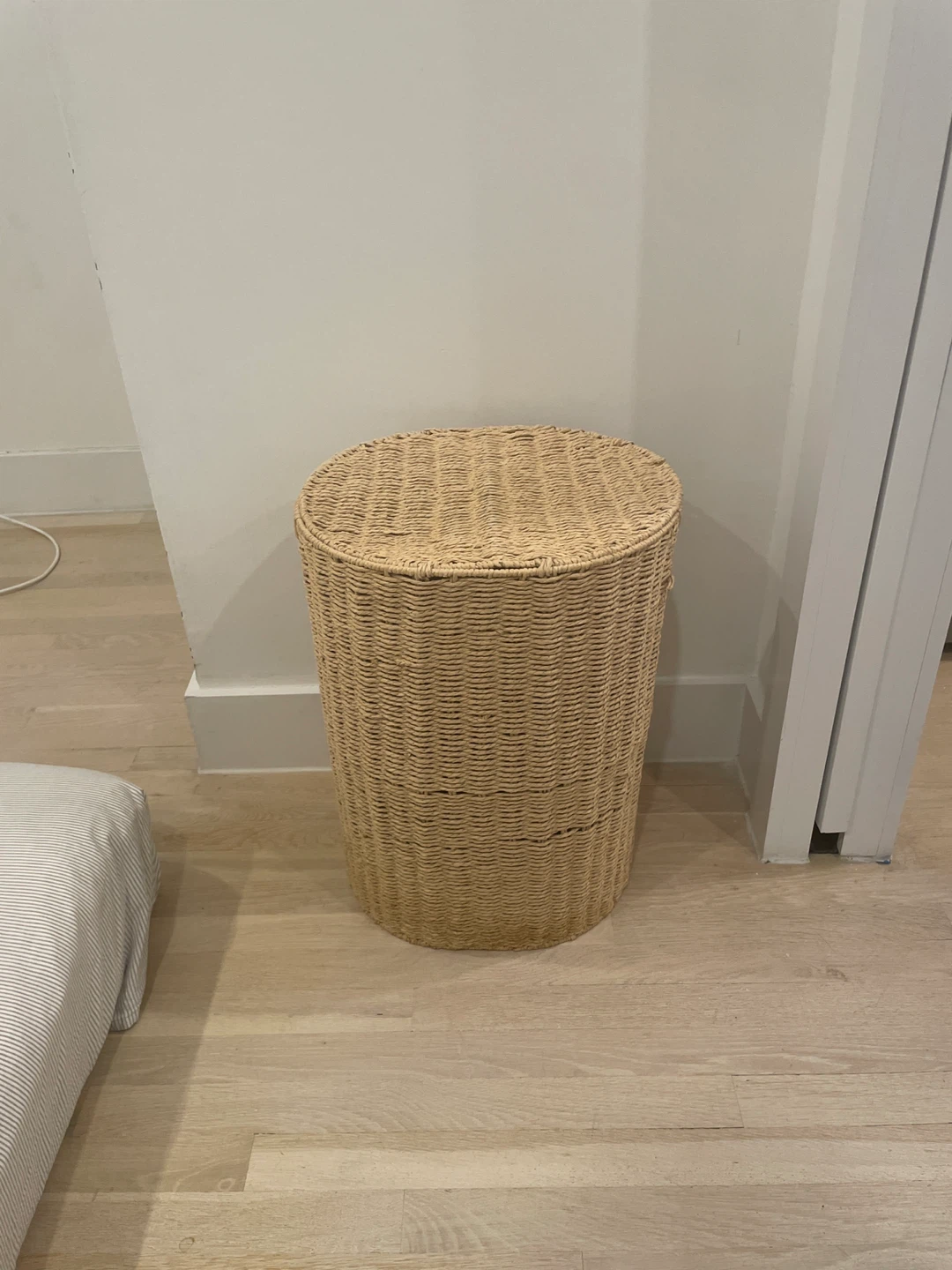 Woven Laundry Hamper with Lid - photo 3