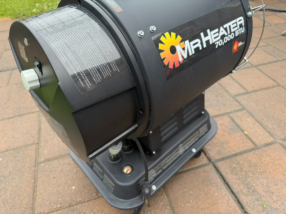 Mr. Heater 70,000 BTU Propane Heater - photo 5