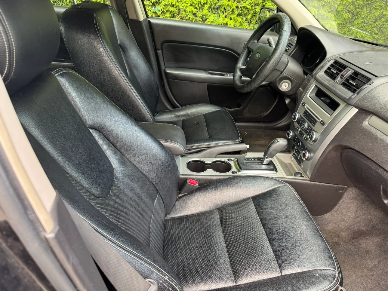 2012 Ford Fusion Sedan Auto SE 4cyl Cheap on Gas!! - photo 5
