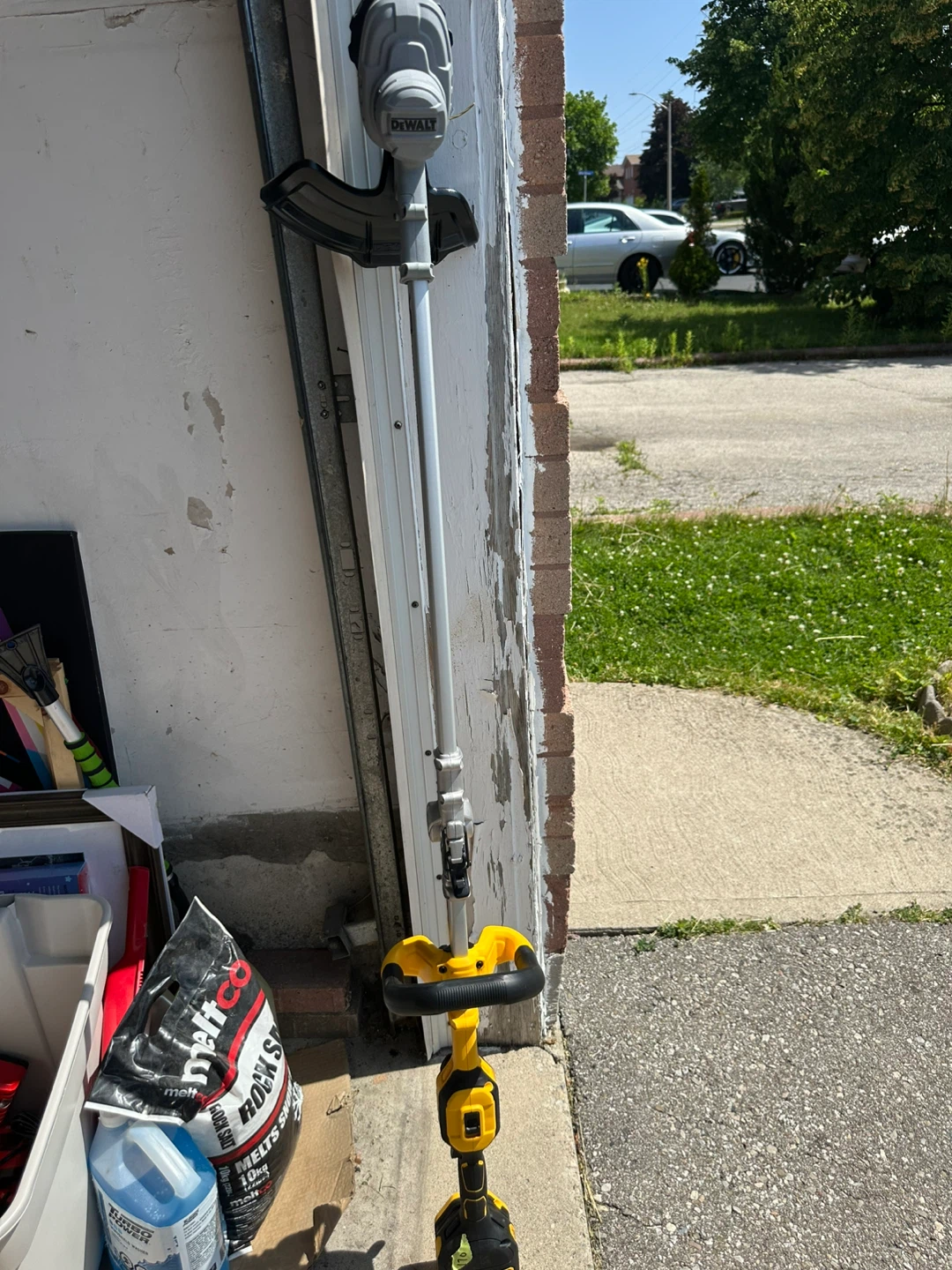 DeWalt DCST922 String Trimmer