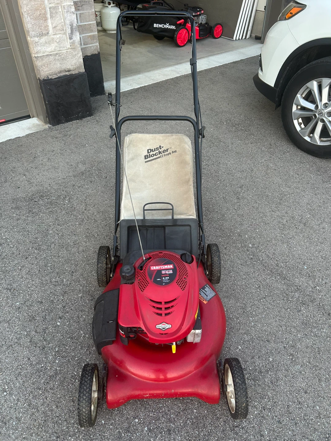 Craftsman 6.25 Briggs & Stratton 21" Lawnmower - photo 3
