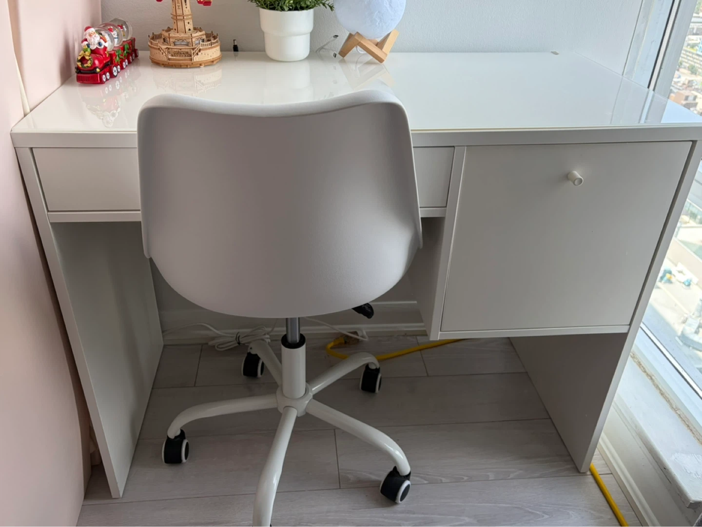 SYVDE Dressing Desk (IKEA) + Chair