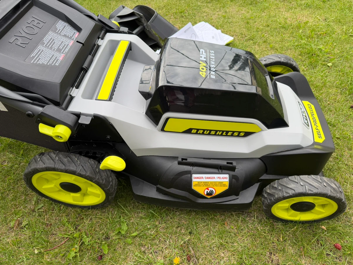 Ryobi 40V HP Brushless Self-Propelled Lawn Mower 20" - photo 5