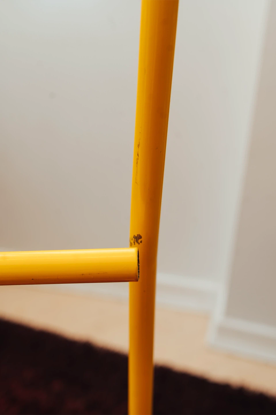 1980s Memphis-Style Yellow Metal Valet Stand - photo 3